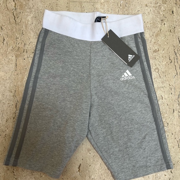 Adidas - Multi Sport Tights Short - Women’s Size X-Small - Gray White - Picture 1 of 5